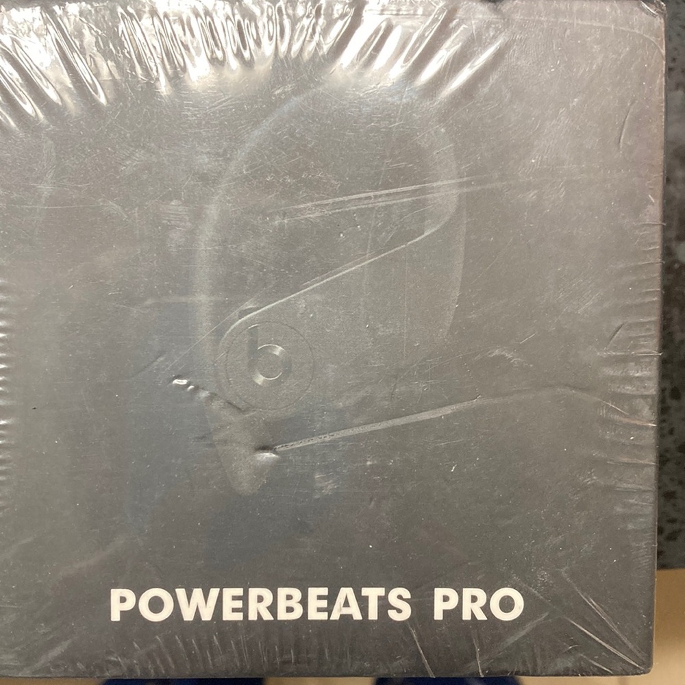 Powerbeats pro, wireless headphones